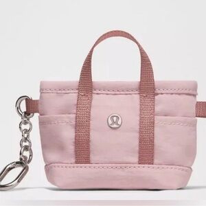 NWT lululemon Daily Multi-Pocket Nano